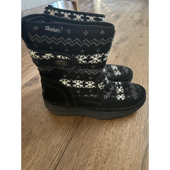 SKECHERS Women’s TONE UP Snow BOOTS SIZE 10 WINTER Boots - Picture 1 of 5